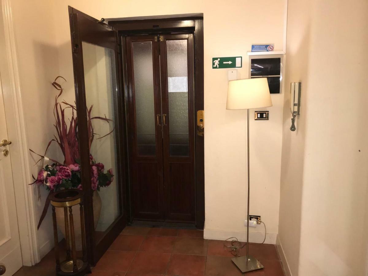 Antica Dimora Caruso Catânia Exterior foto